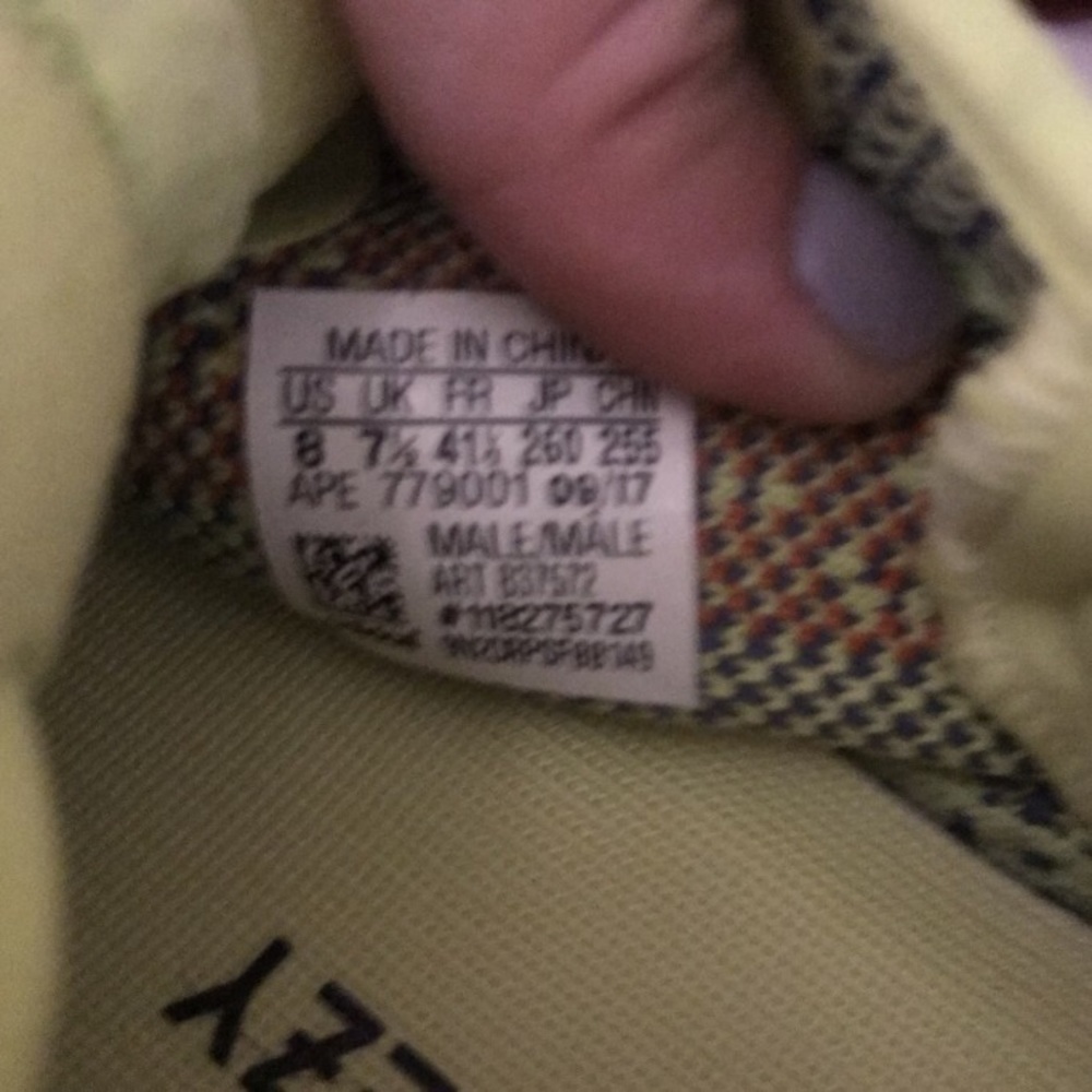 Yeezys - Picture 4 of 4